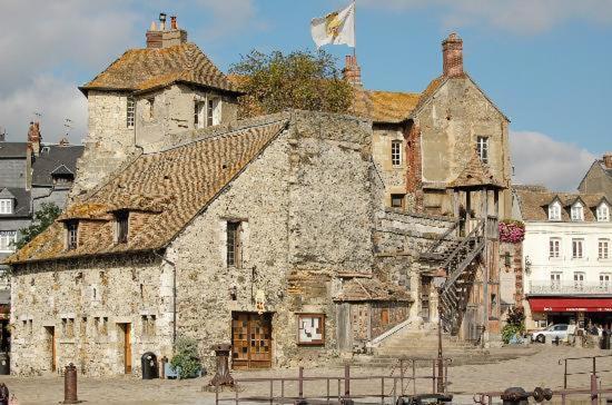 Escapade Au Coeur De Honfleur Avec Parking Prive Et Vue Panoramique Apartment ภายนอก รูปภาพ